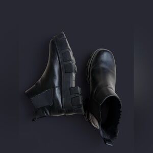 Forever 21 Black Heeled Boots